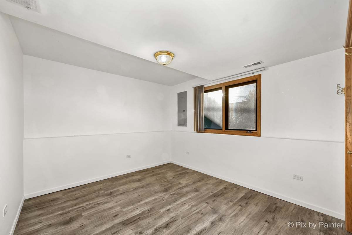 8508 S Oketo Avenue, Bridgeview, IL 60455