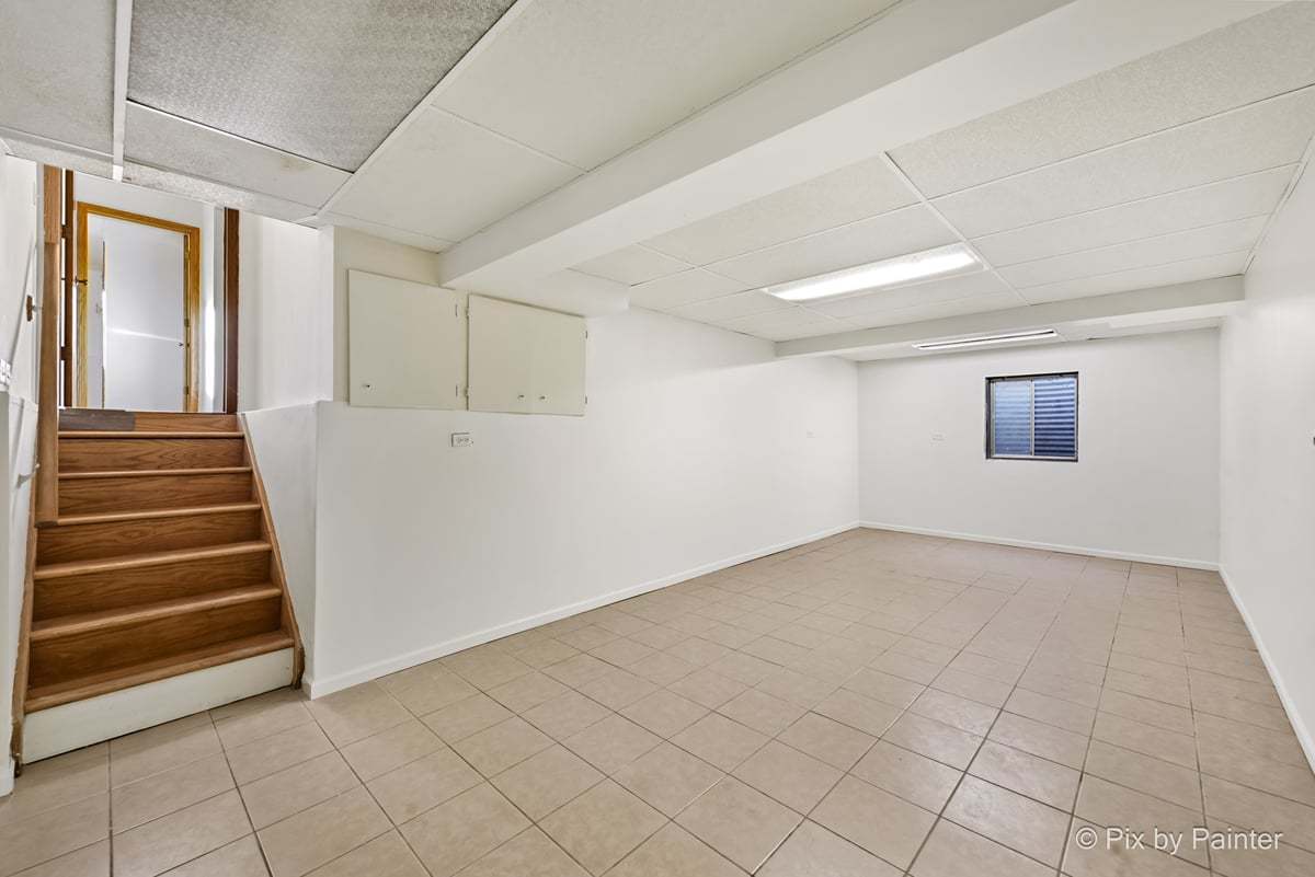 8508 S Oketo Avenue, Bridgeview, IL 60455