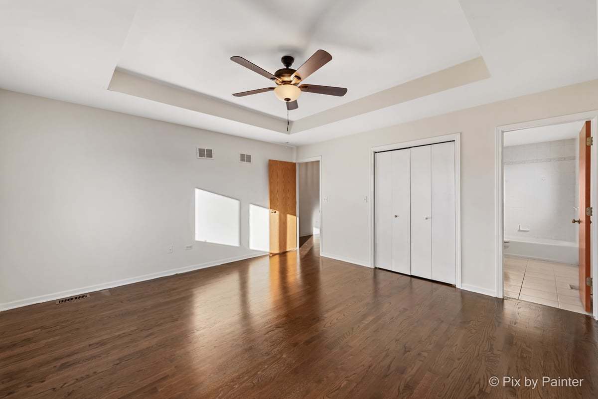 8508 S Oketo Avenue, Bridgeview, IL 60455