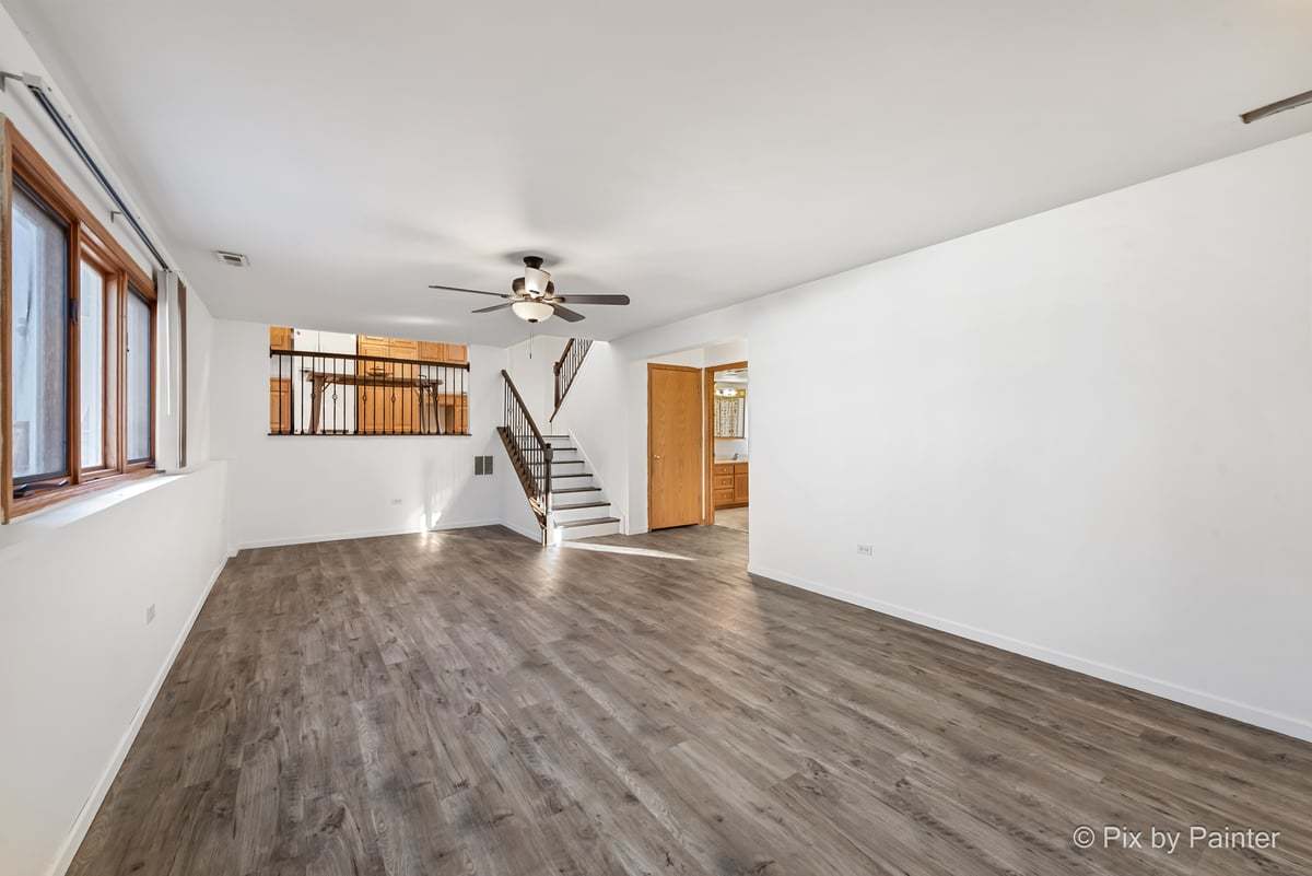 8508 S Oketo Avenue, Bridgeview, IL 60455