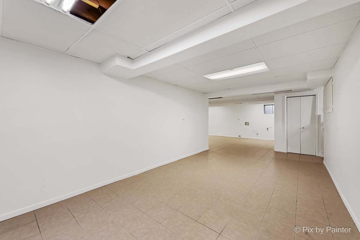 8508 S Oketo Avenue, Bridgeview, IL 60455