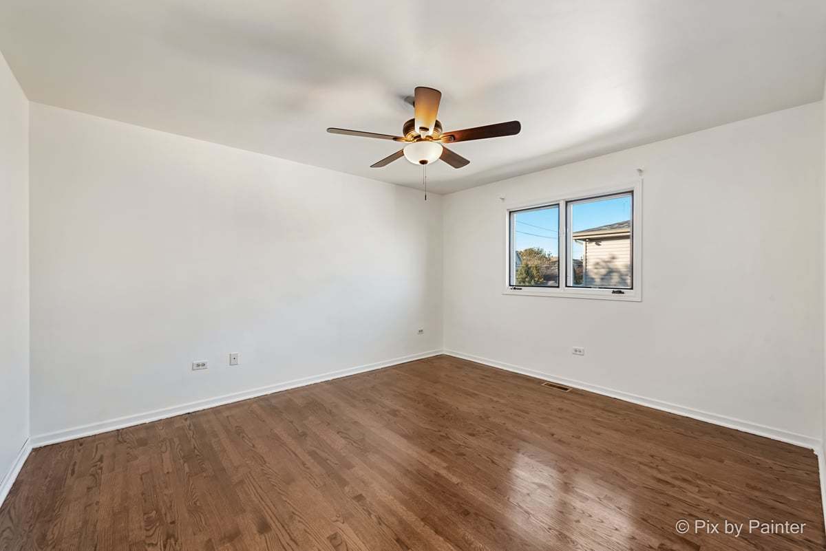 8508 S Oketo Avenue, Bridgeview, IL 60455