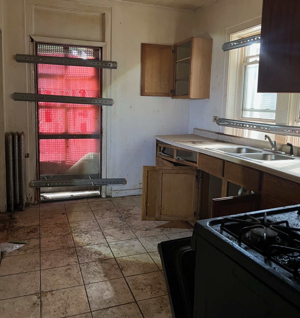 7731 S Laflin Street, Chicago, IL 60620