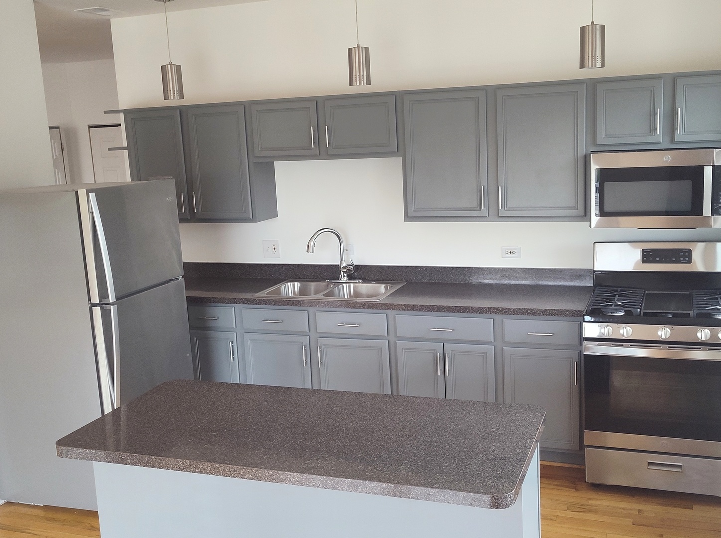 757 S Independence Boulevard #3S, Chicago, IL 60624