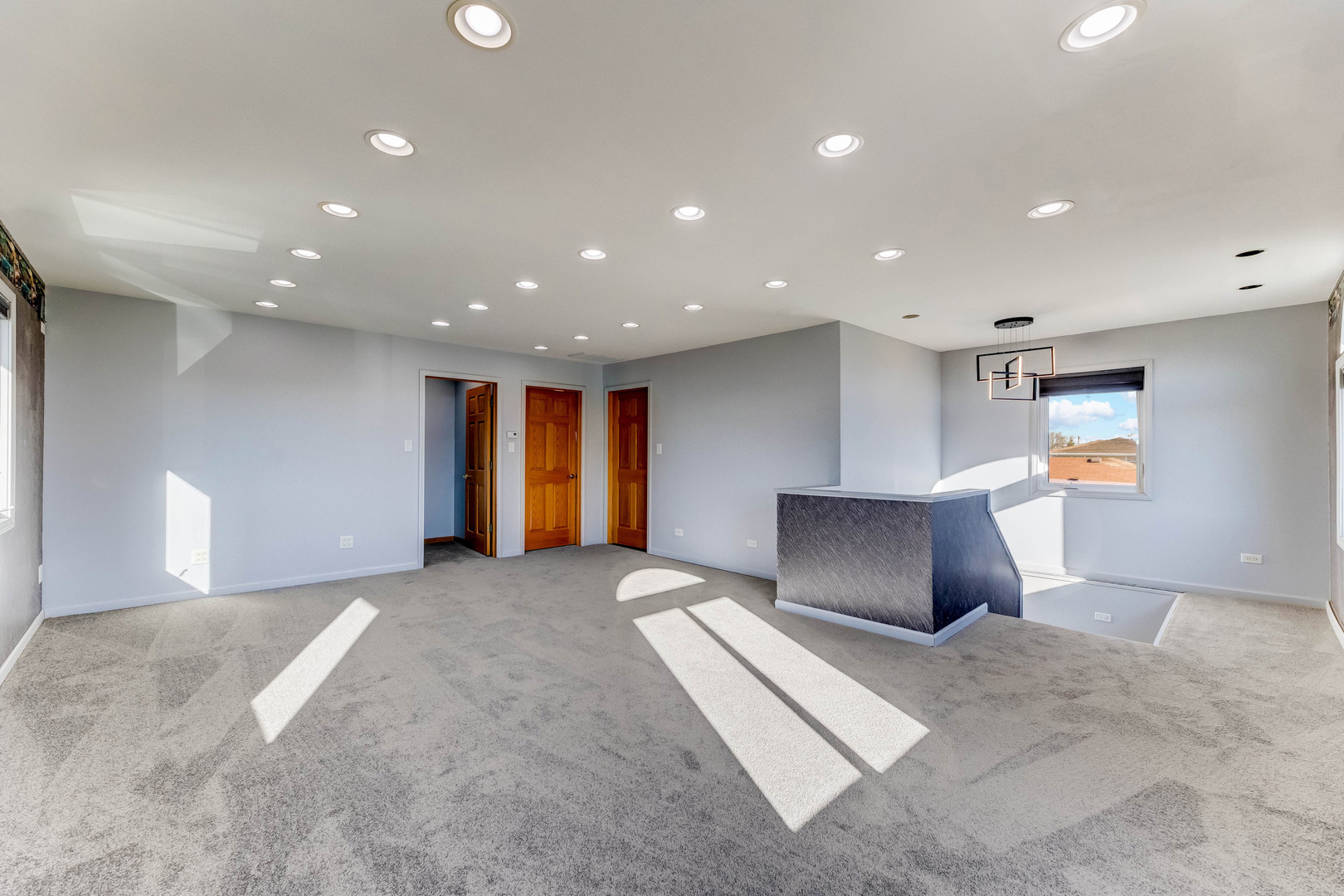 7806 W 83rd Street, Bridgeview, IL 60455