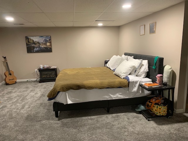 1526 N Hershey Road, Bloomington, IL 61704