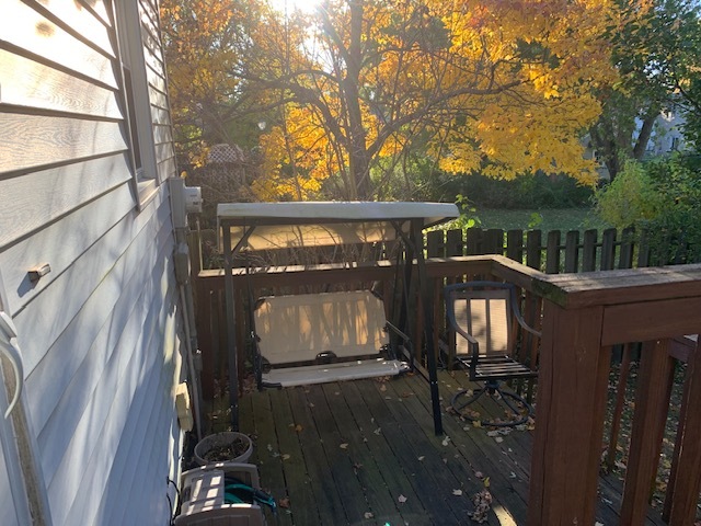 1526 N Hershey Road, Bloomington, IL 61704