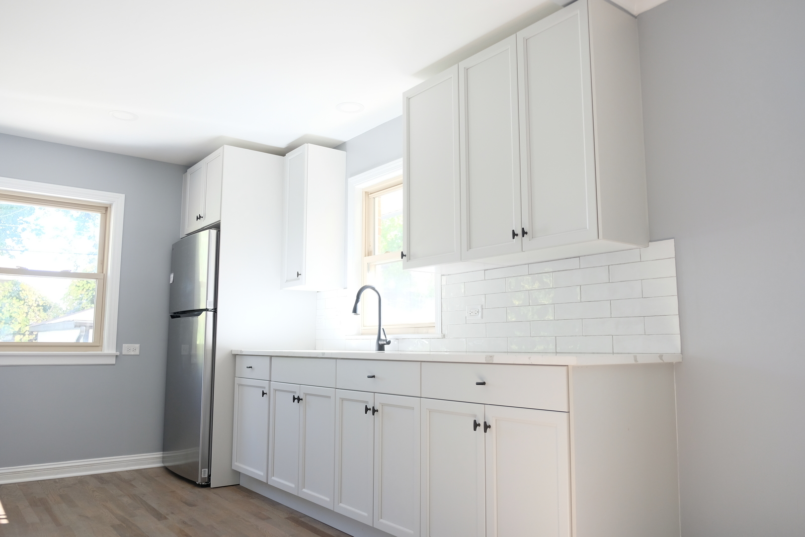 407 N 2nd Avenue, Maywood, IL 60153