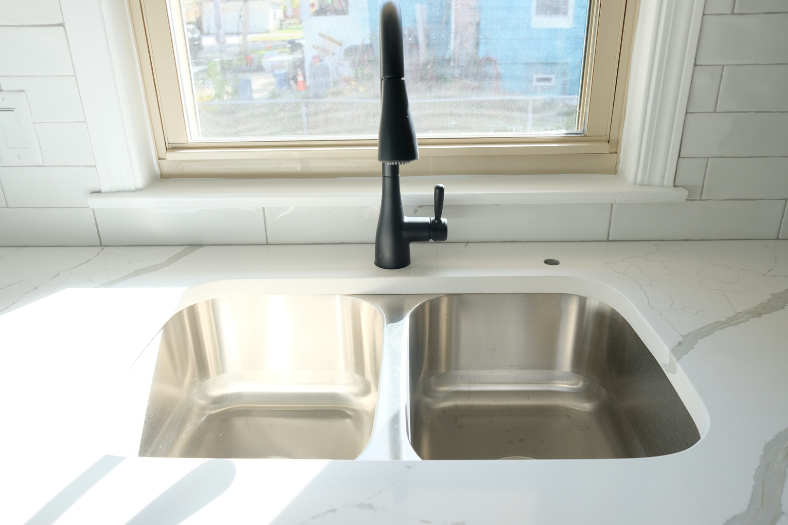 407 N 2nd Avenue, Maywood, IL 60153