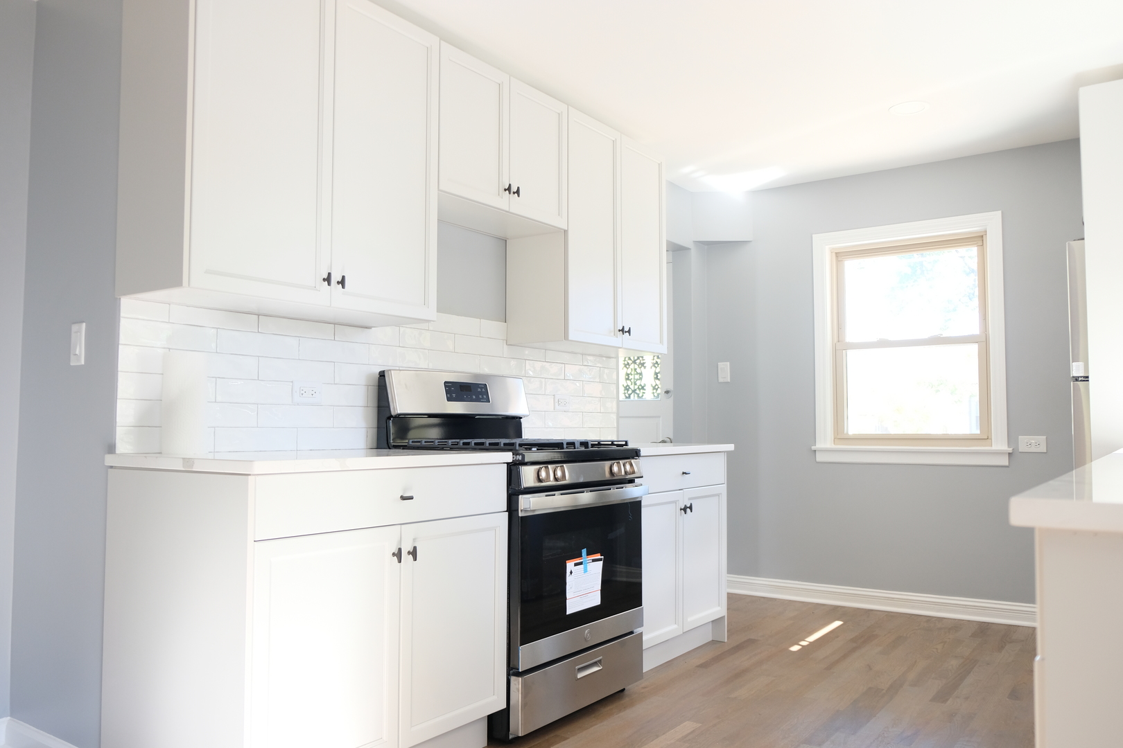 407 N 2nd Avenue, Maywood, IL 60153