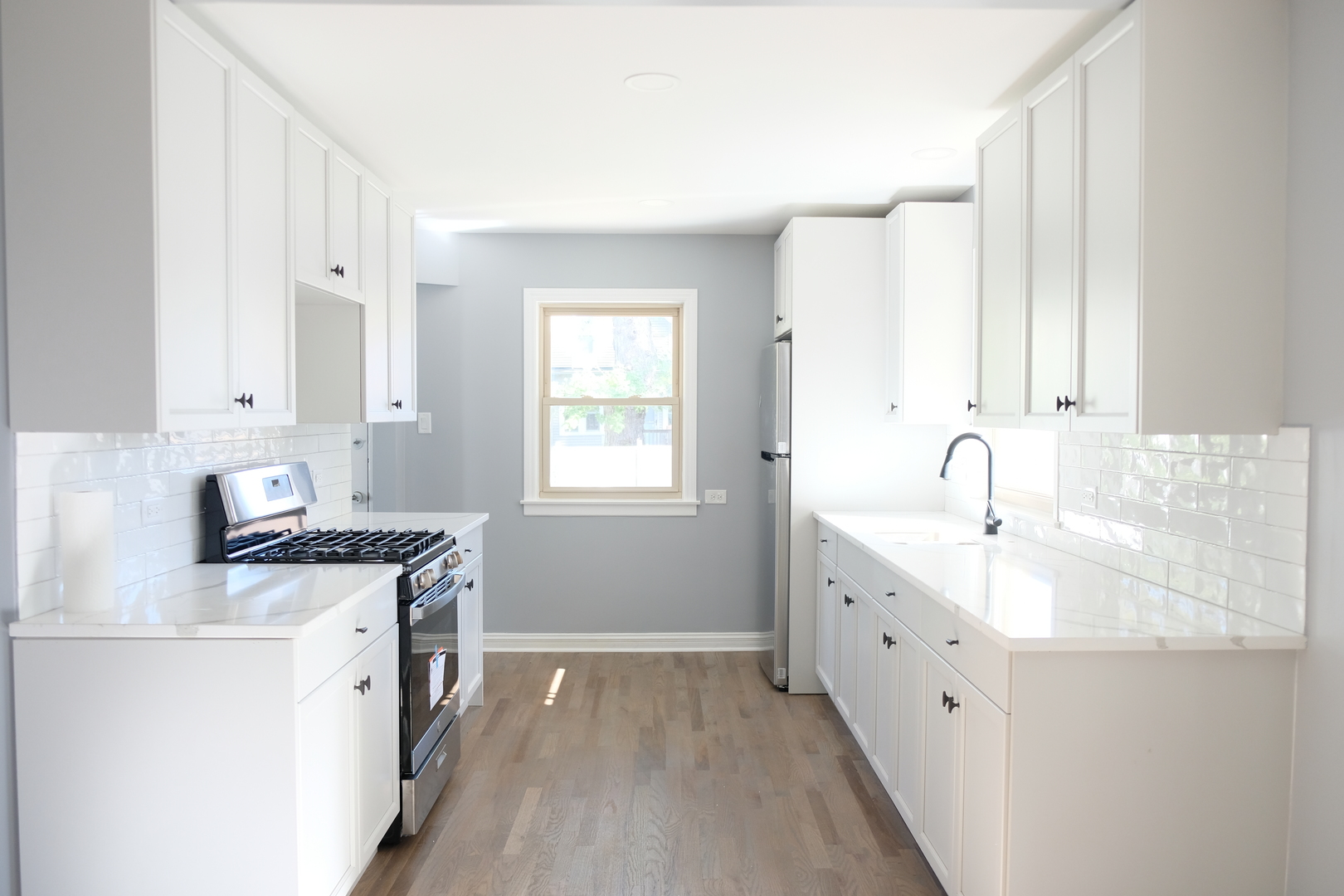 407 N 2nd Avenue, Maywood, IL 60153