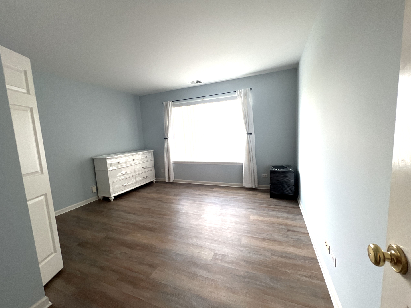 669 S Rosehall Lane #669, Round Lake, IL 60073