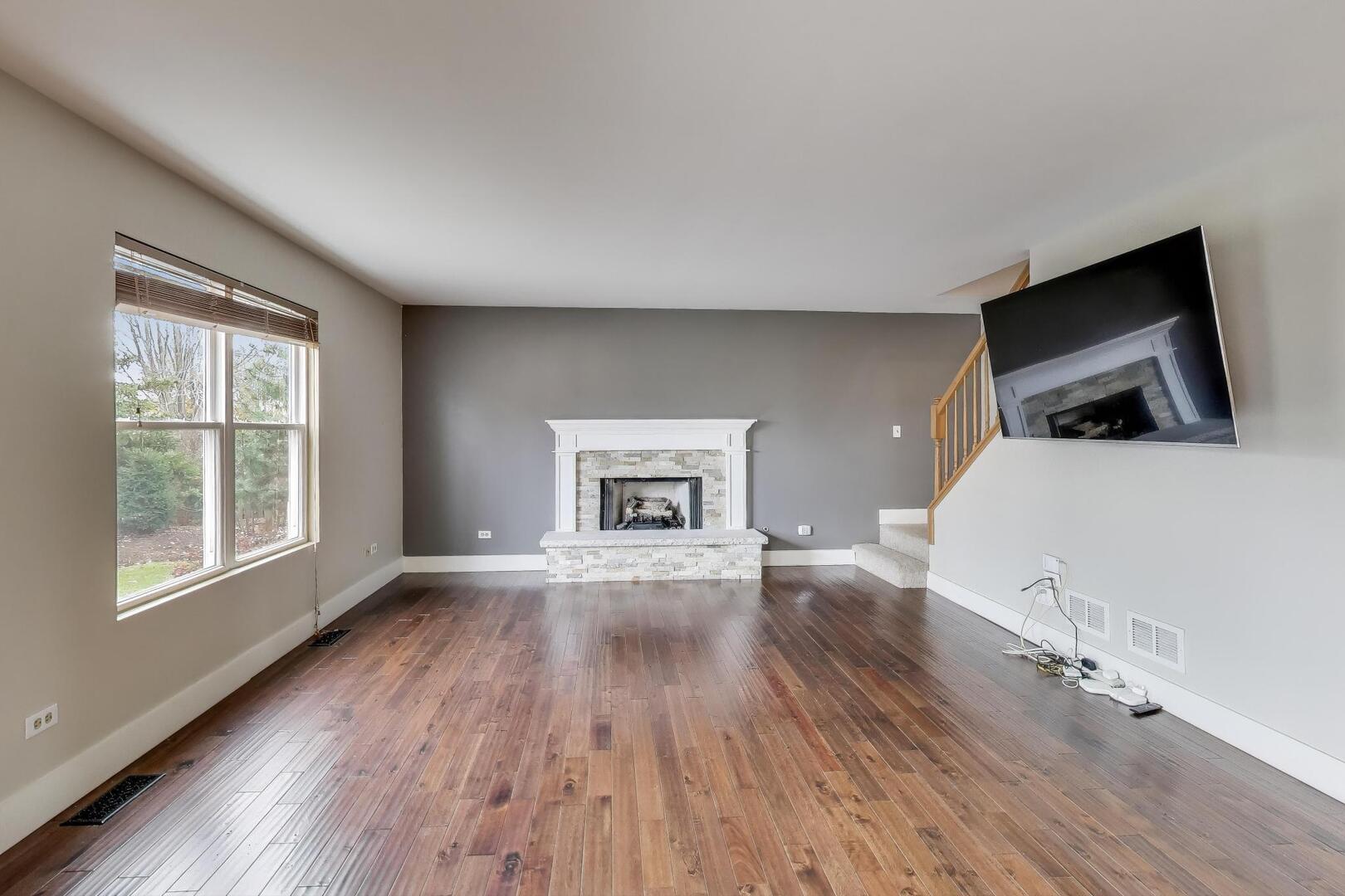 Plainfield, IL 60585