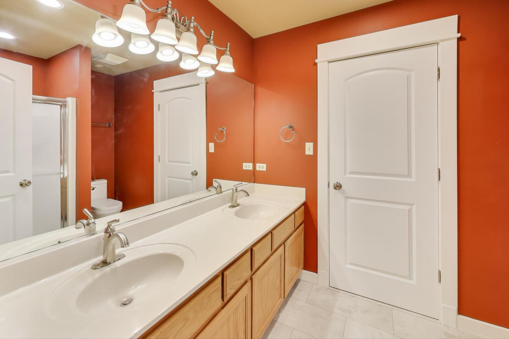 Plainfield, IL 60585