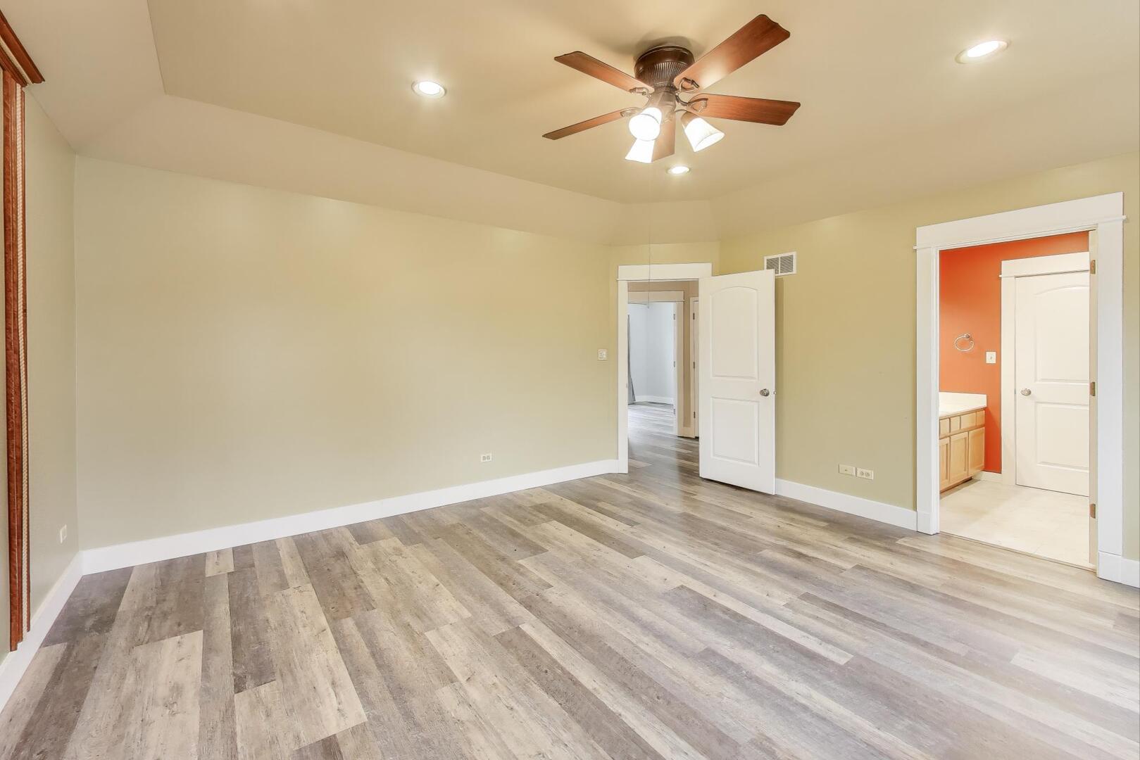 Plainfield, IL 60585