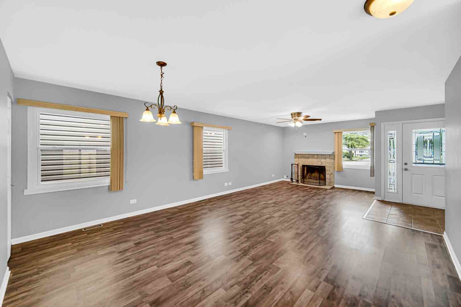 9215 Fox Court, Orland Hills, IL 60487