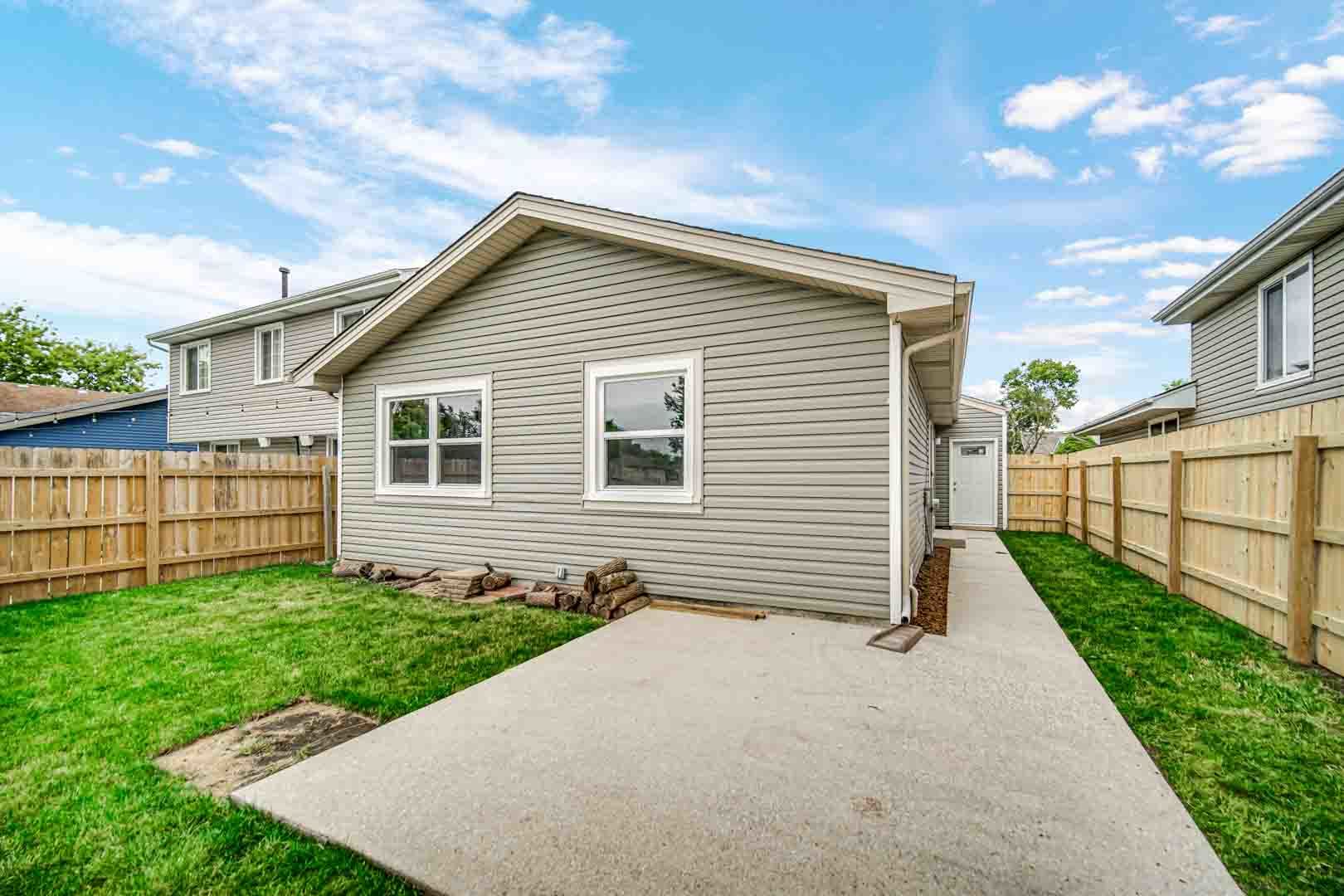 9215 Fox Court, Orland Hills, IL 60487