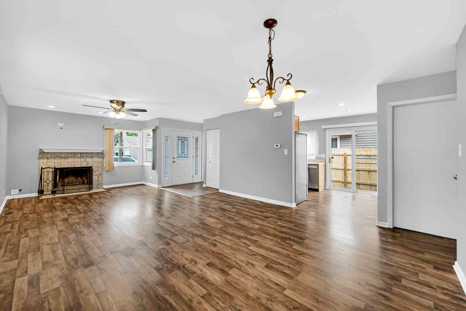 9215 Fox Court, Orland Hills, IL 60487