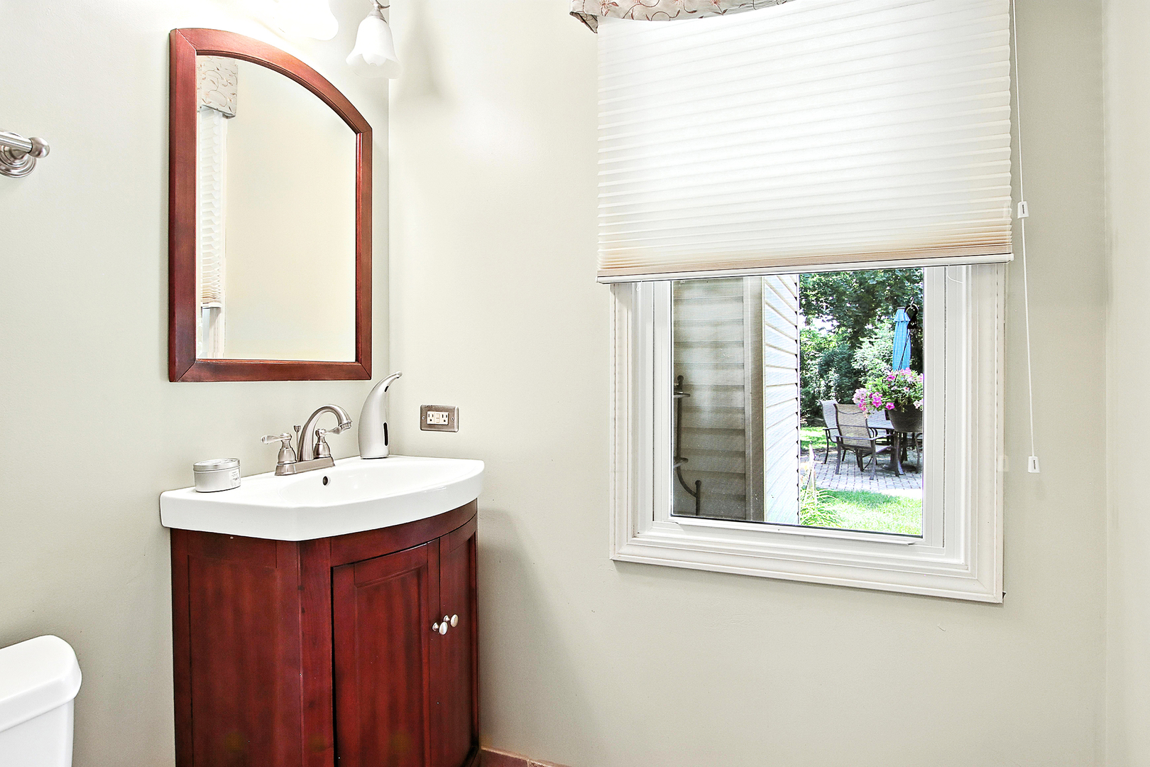 2770 Sandalwood Road, Buffalo Grove, IL 60089