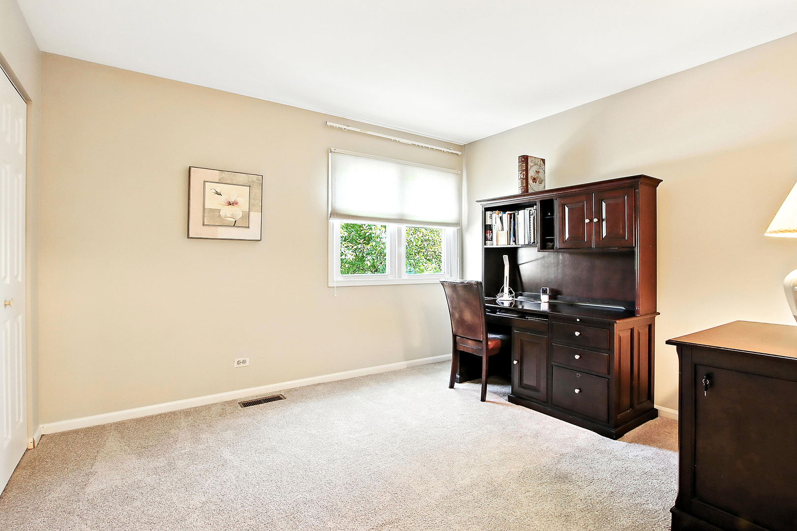 2770 Sandalwood Road, Buffalo Grove, IL 60089