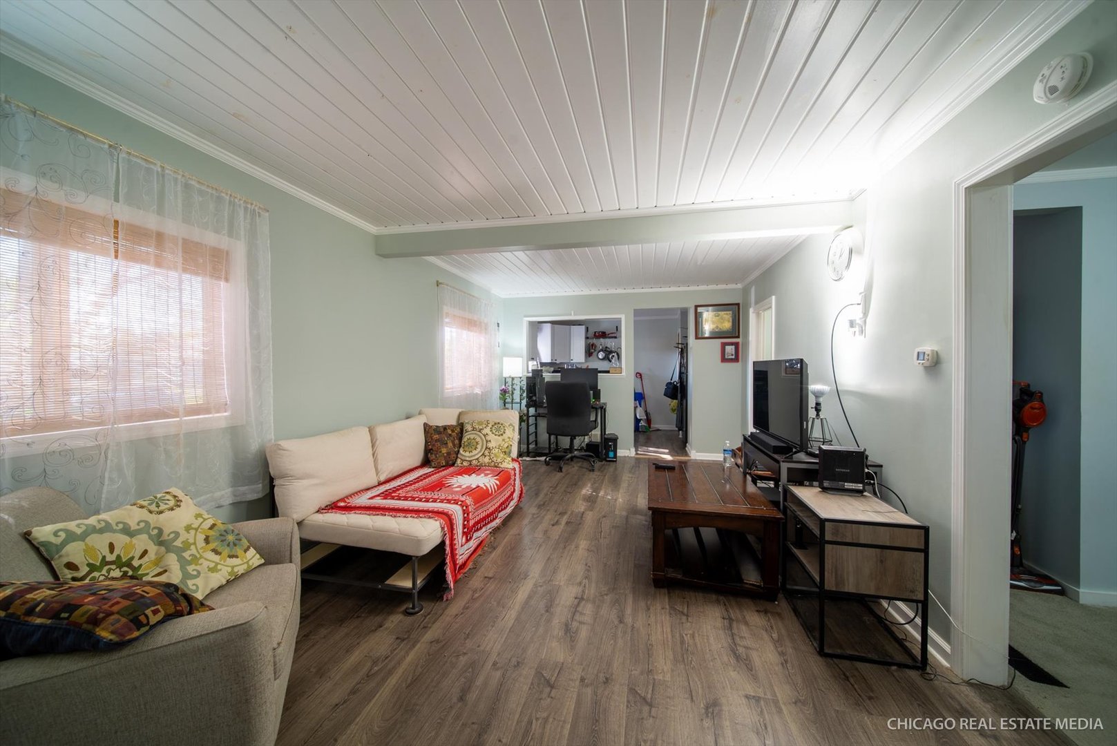 945 S 7th Street, DeKalb, IL 60115