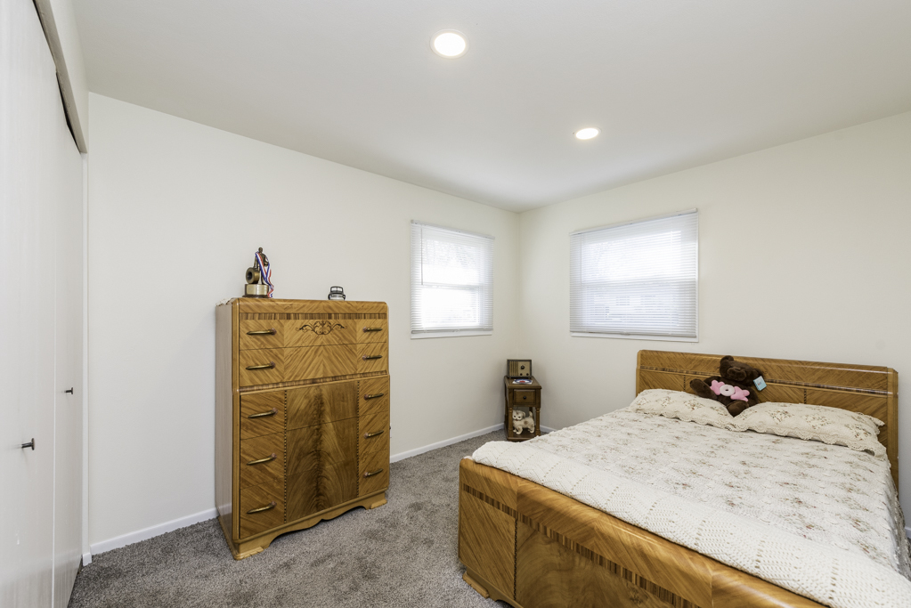 38697 N Cedar Avenue, Beach Park, IL 60099