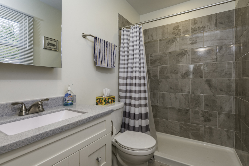 38697 N Cedar Avenue, Beach Park, IL 60099