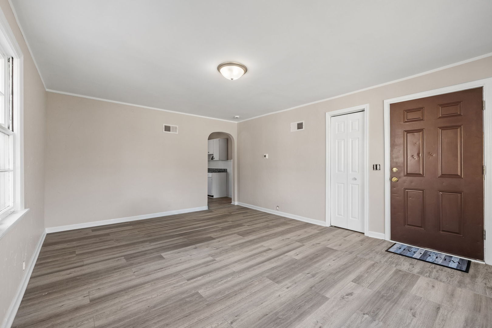 1222 Gates Street, Aurora, IL 60505