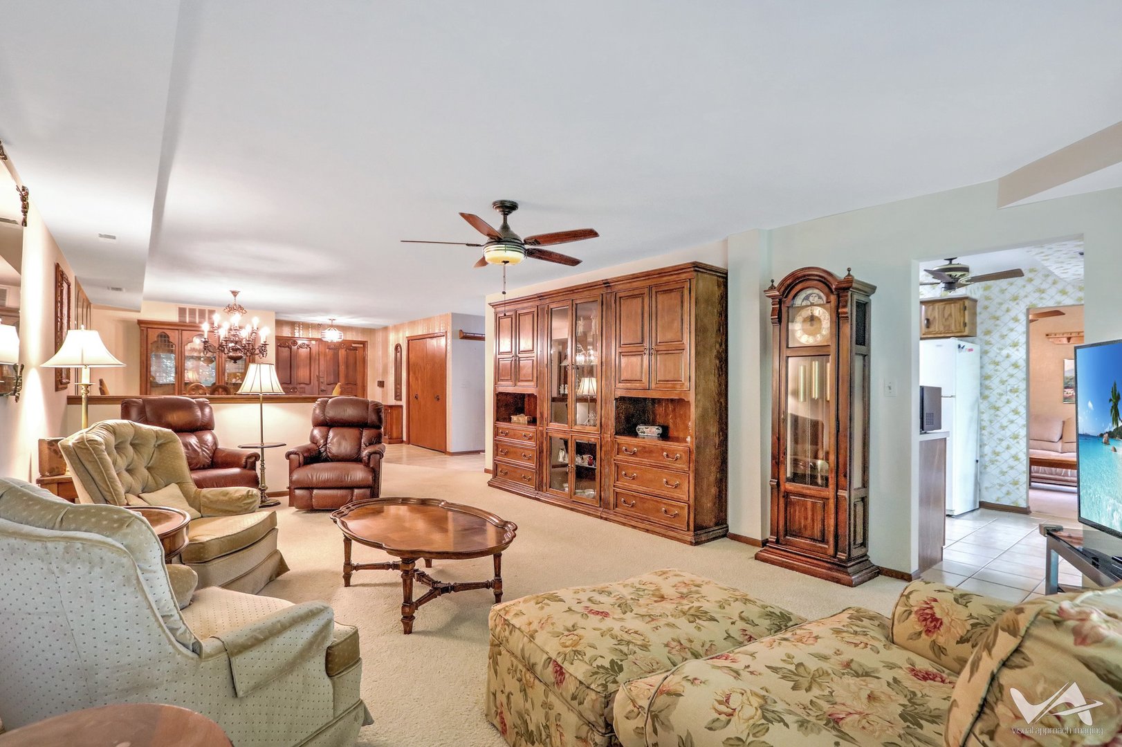 467 HIAWATHA Trail #201, Wood Dale, IL 60191