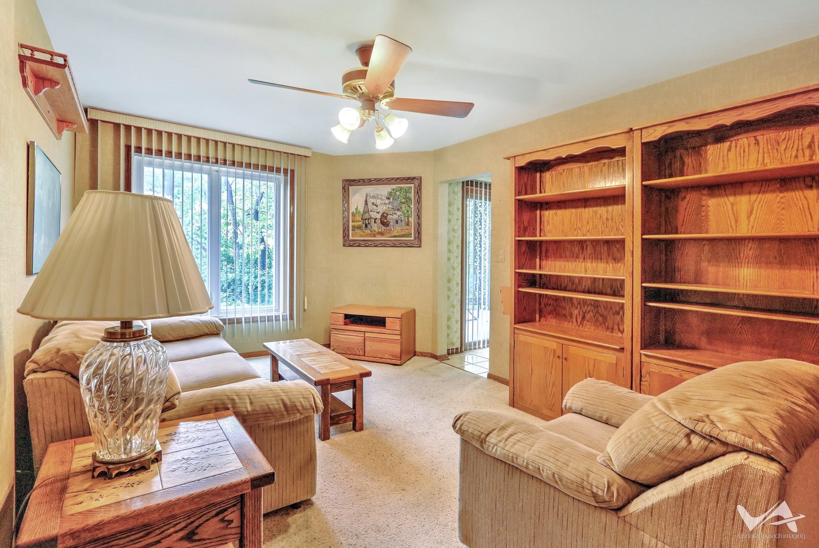 467 HIAWATHA Trail #201, Wood Dale, IL 60191