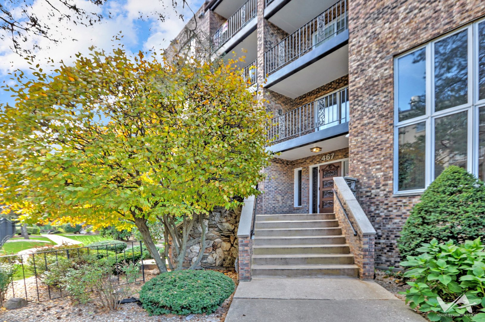 467 HIAWATHA Trail #201, Wood Dale, IL 60191