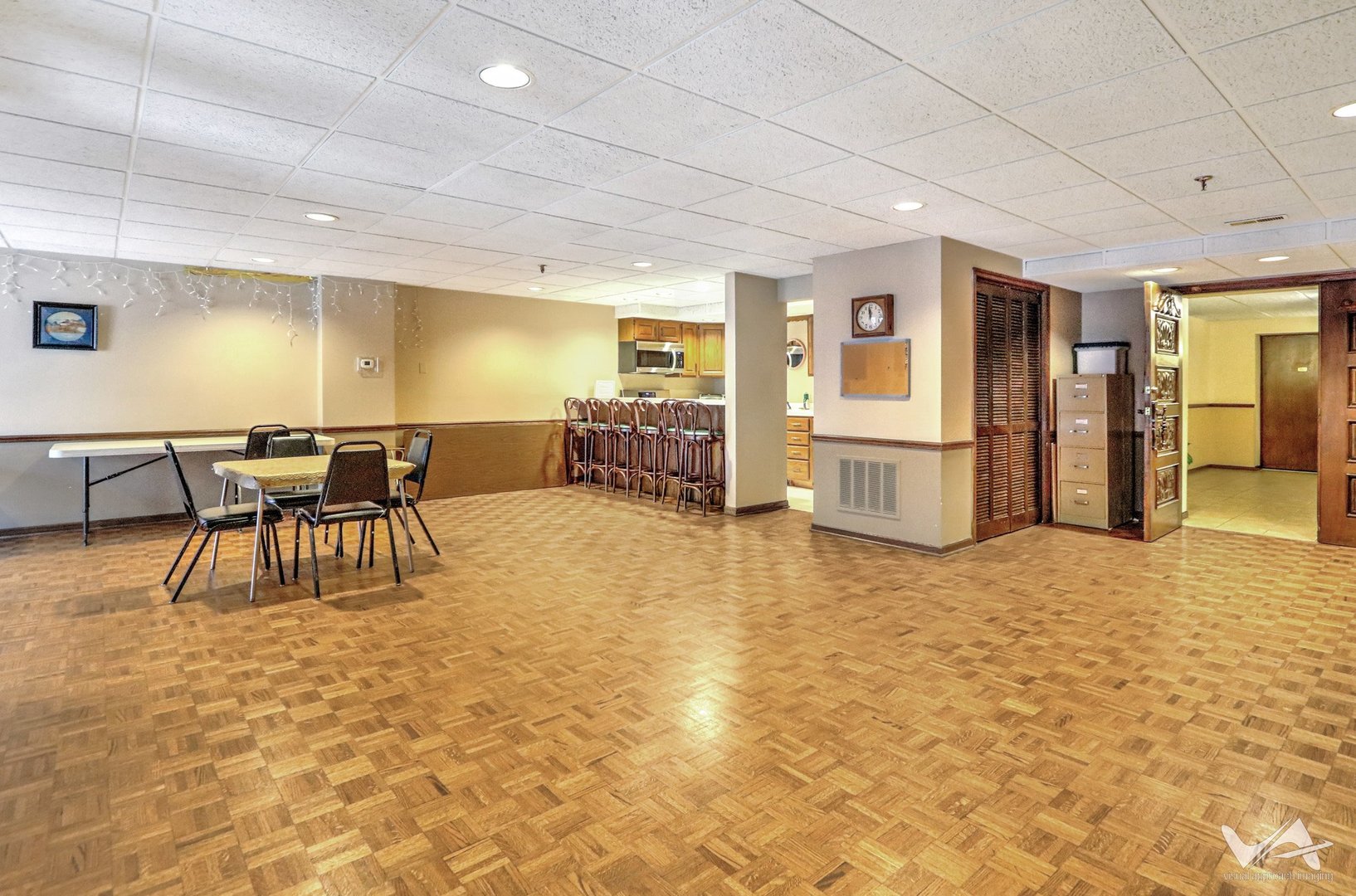 467 HIAWATHA Trail #201, Wood Dale, IL 60191