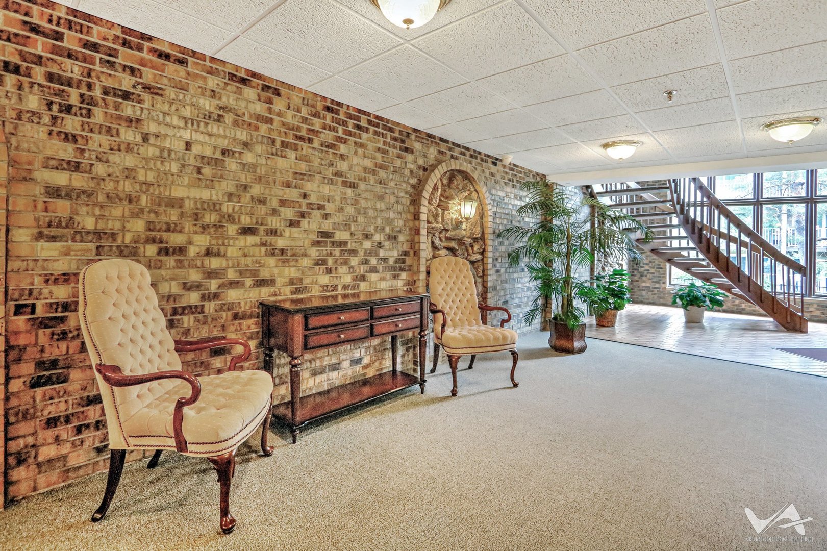 467 HIAWATHA Trail #201, Wood Dale, IL 60191