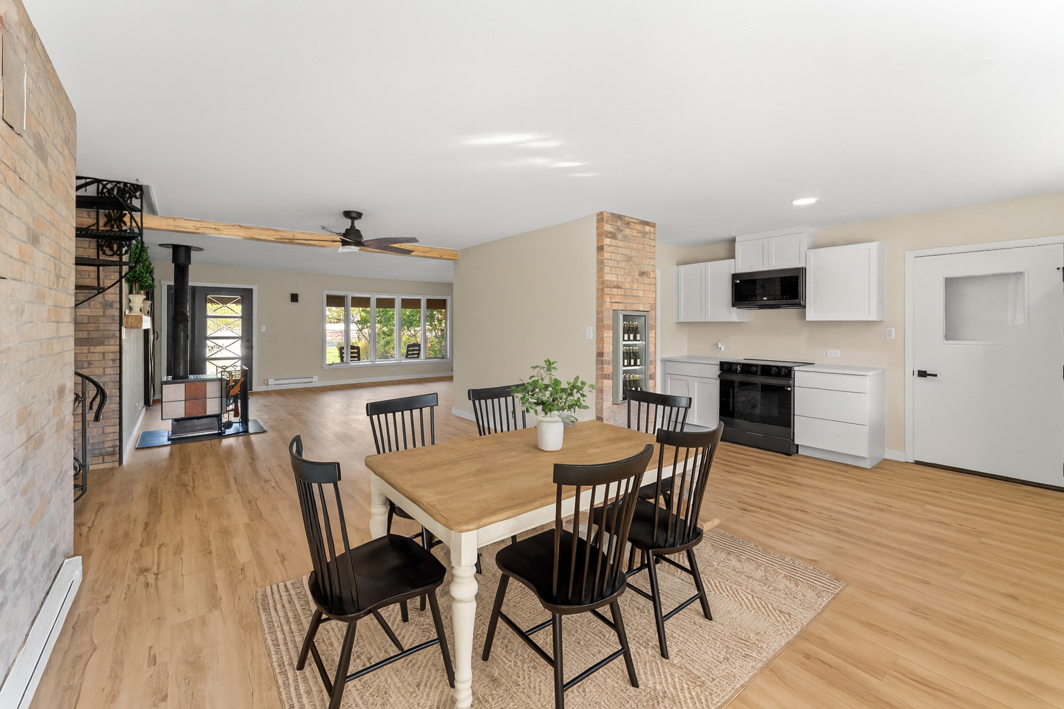 9510 Knolltop Road, Union, IL 60180