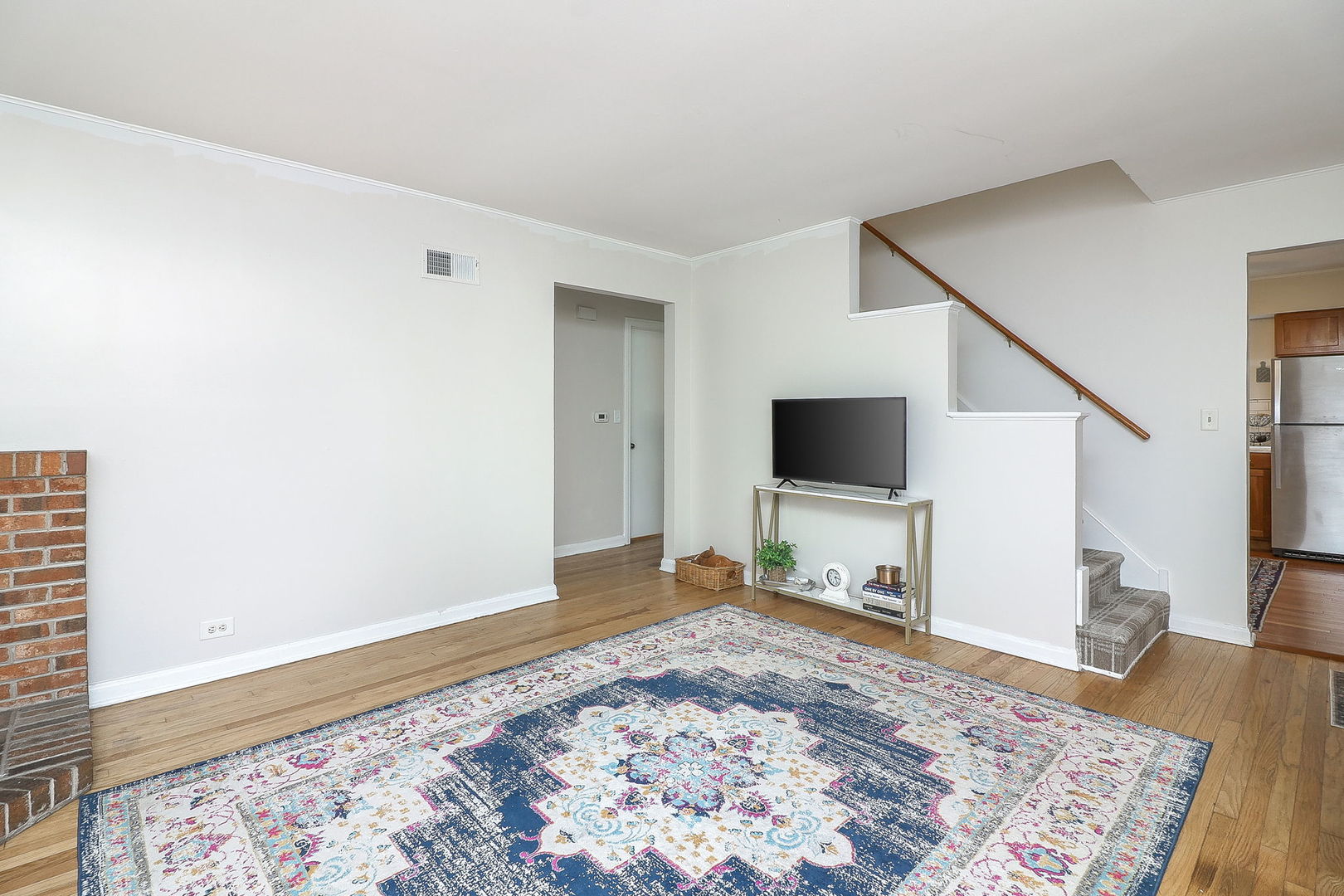 121 W Park Drive, Lombard, IL 60148