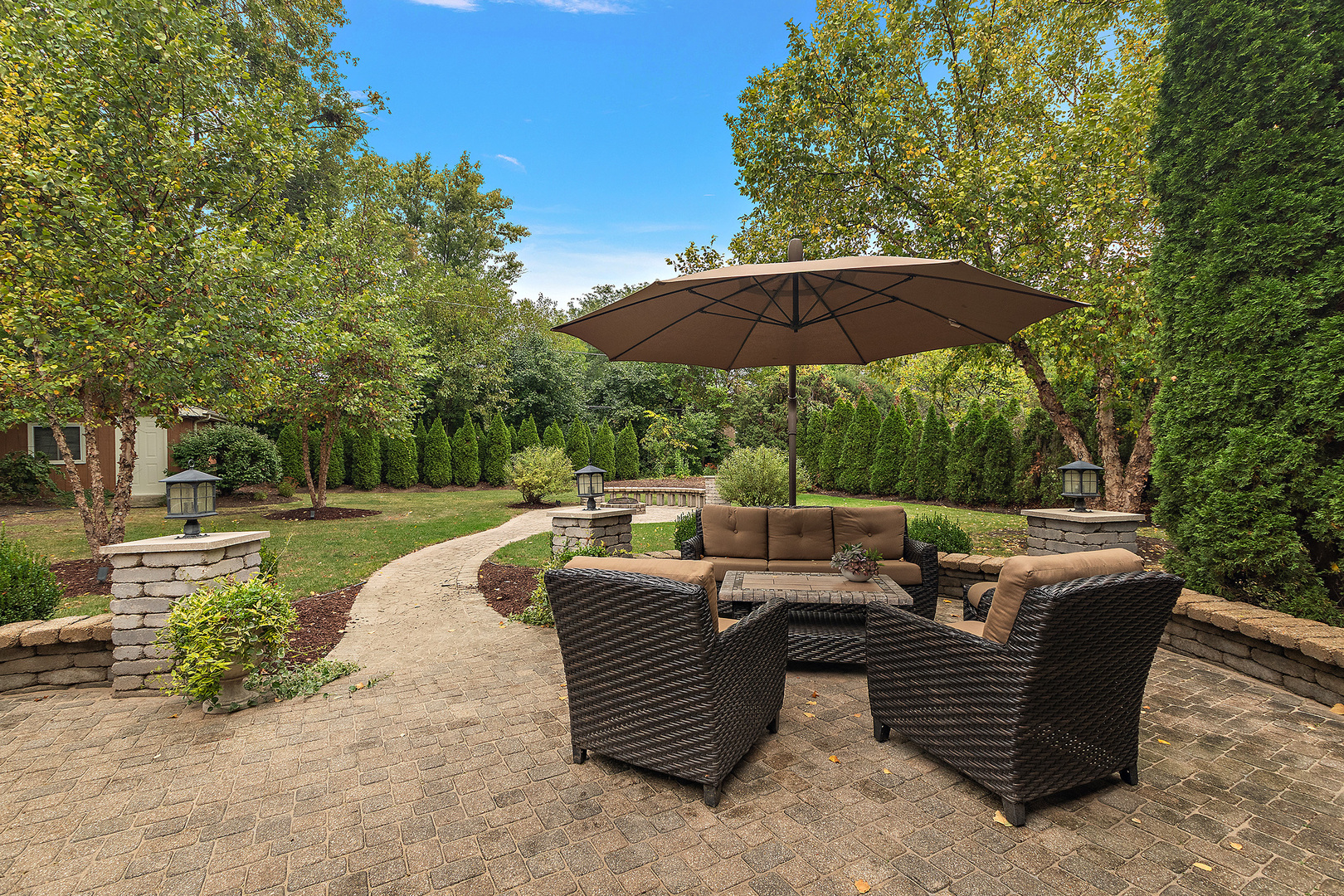 10040 W 127th Street, Palos Park, IL 60464