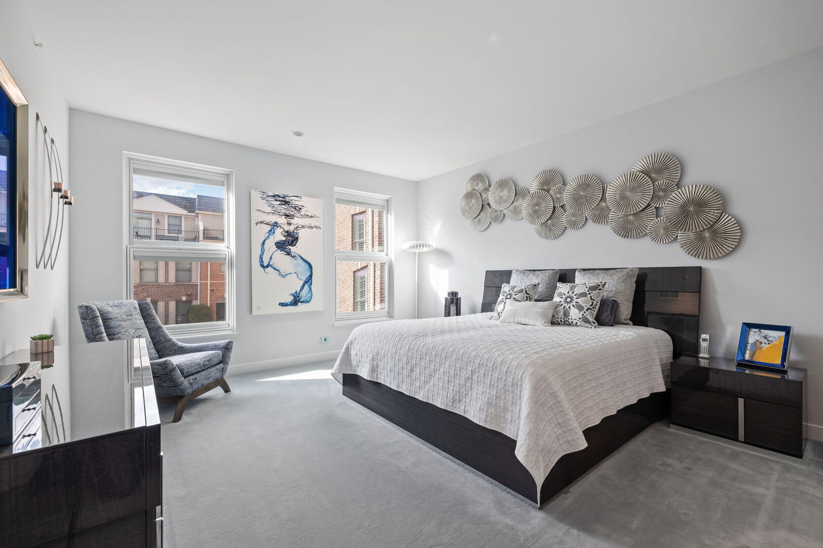 353 E Liberty Drive, Wheaton, IL 60187