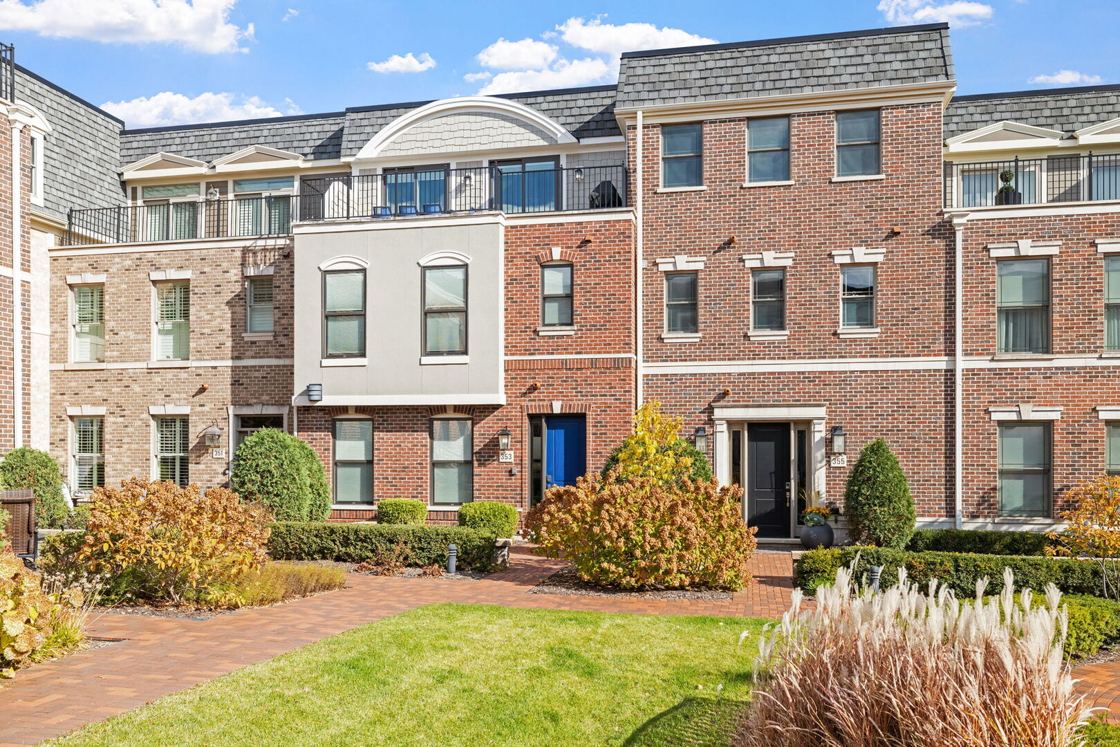 353 E Liberty Drive, Wheaton, IL 60187