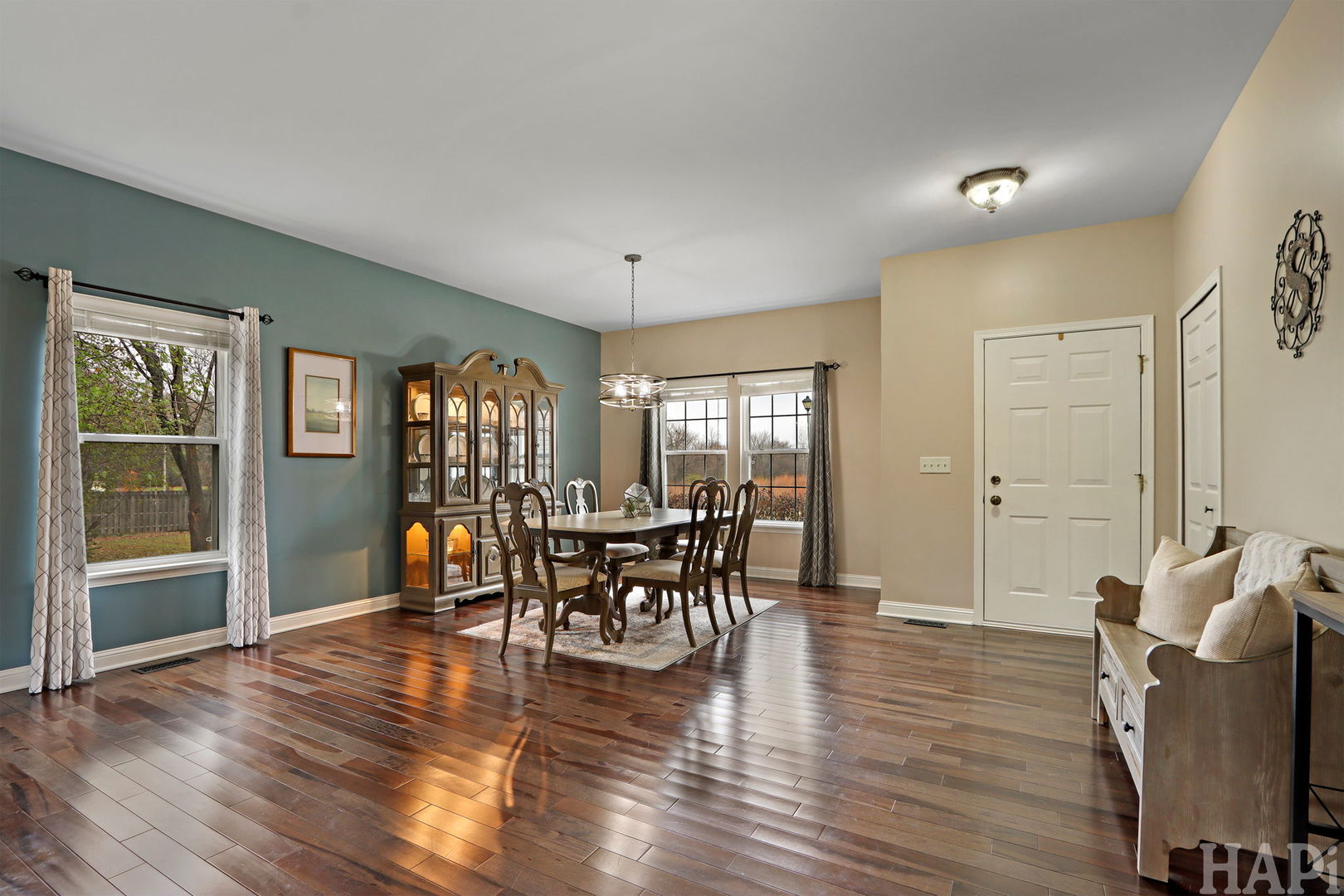 752 Kennedy Drive, Antioch, IL 60002