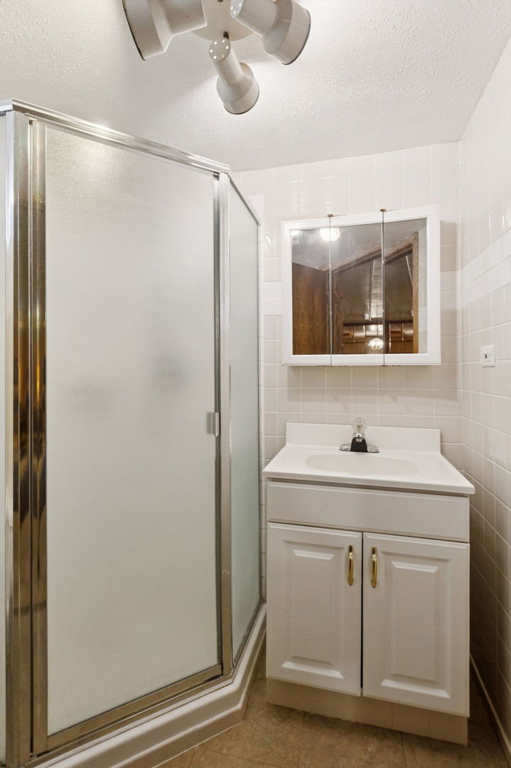 2501 Budd Street, River Grove, IL 60171