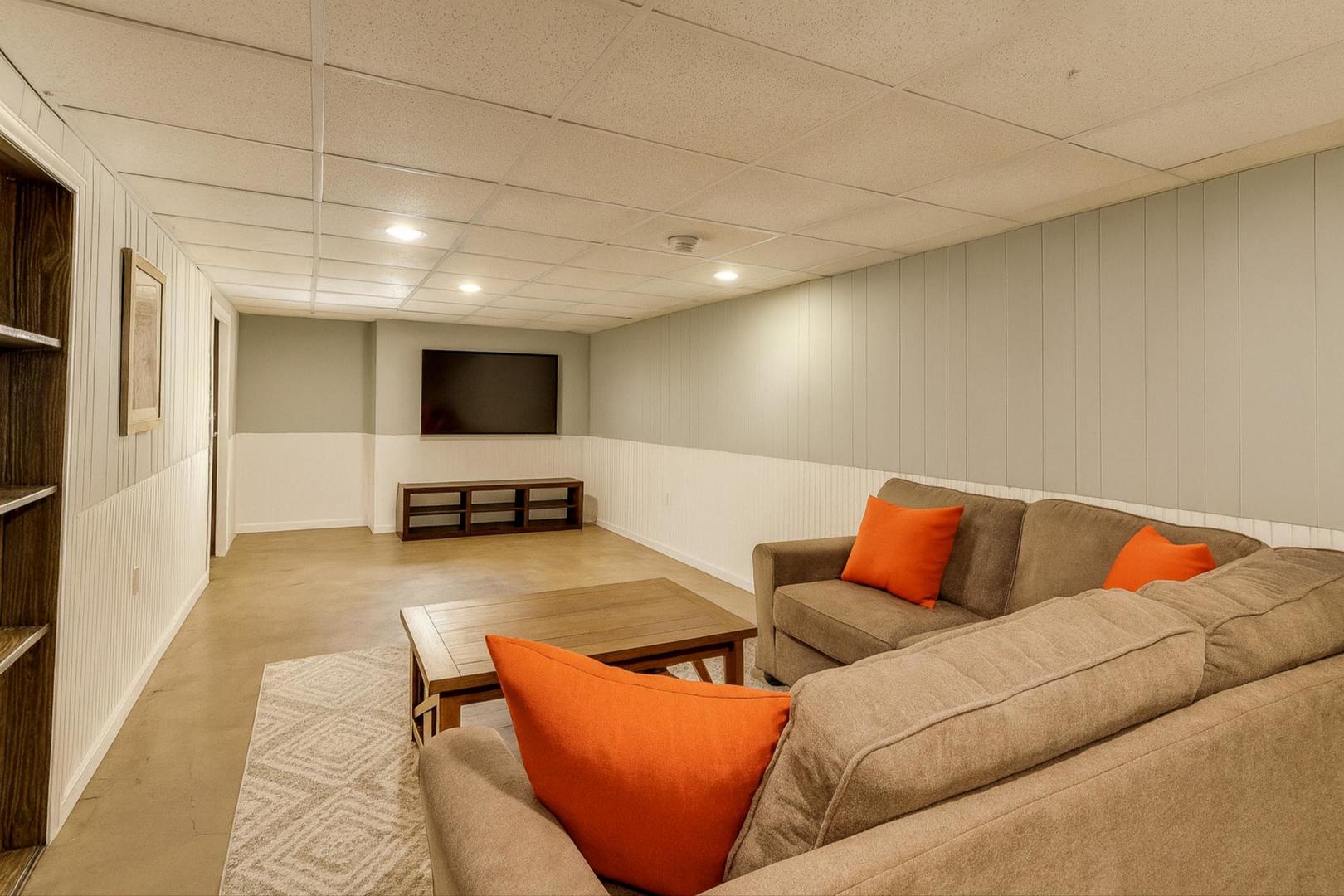 3N425 HOWARD Avenue, Elmhurst, IL 60126