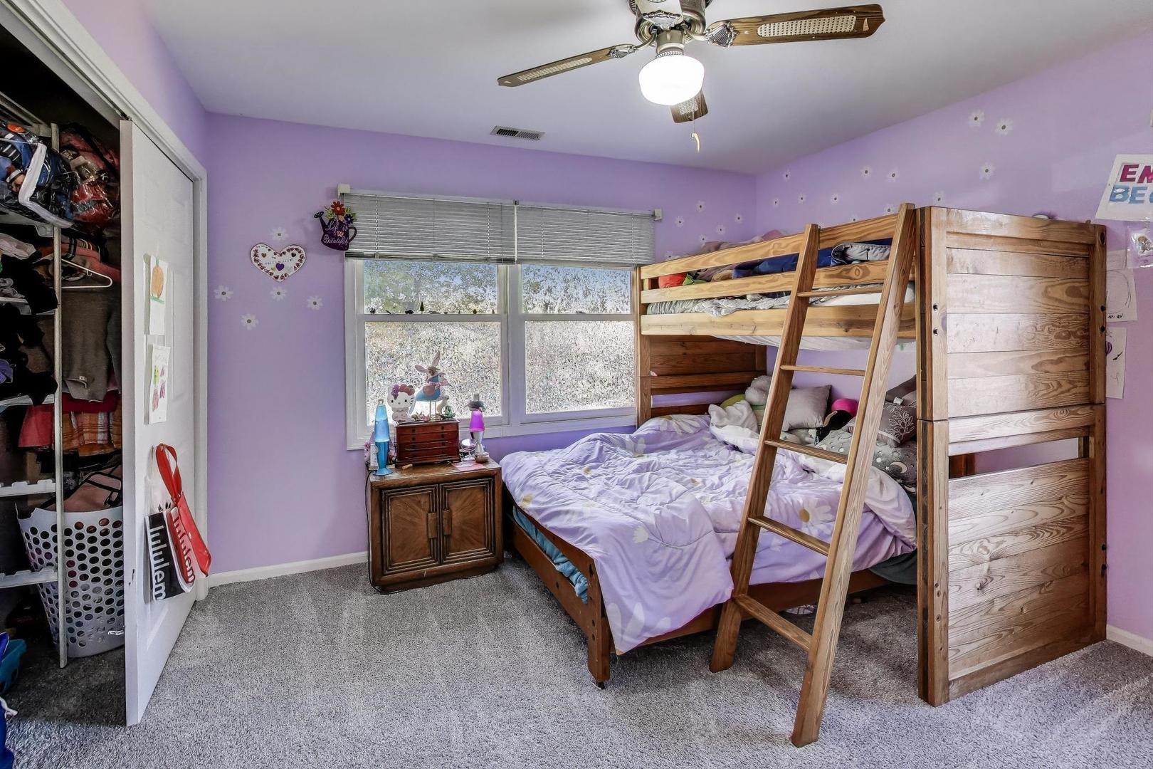 3N425 HOWARD Avenue, Elmhurst, IL 60126