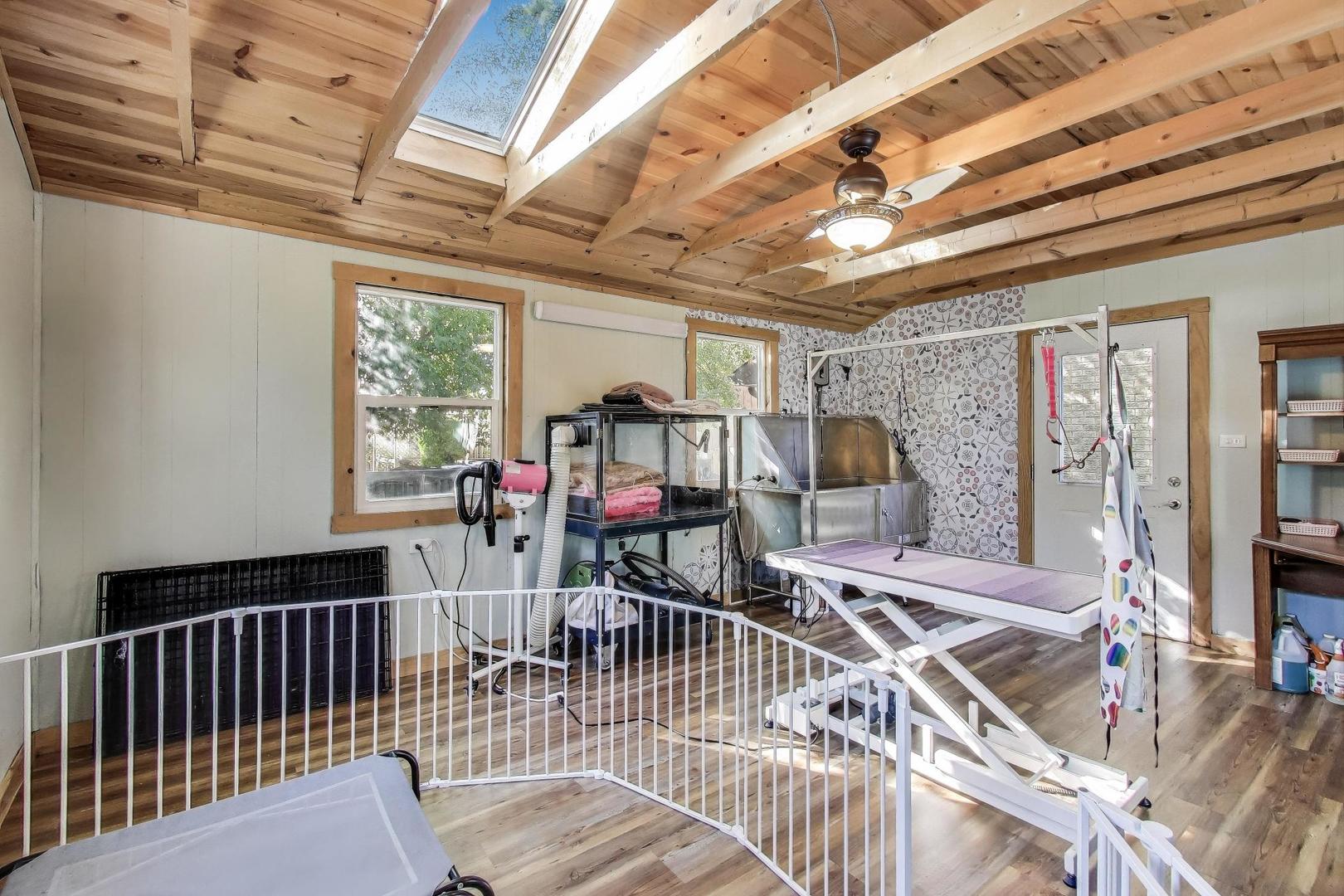 3N425 HOWARD Avenue, Elmhurst, IL 60126