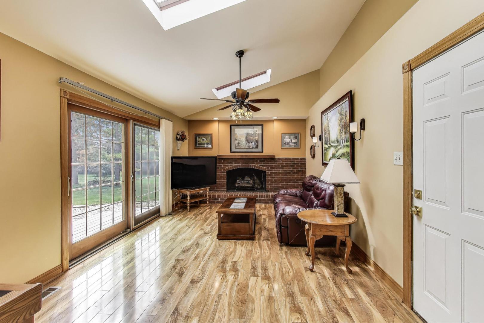 6722 Indian Lane, Long Grove, IL 60047