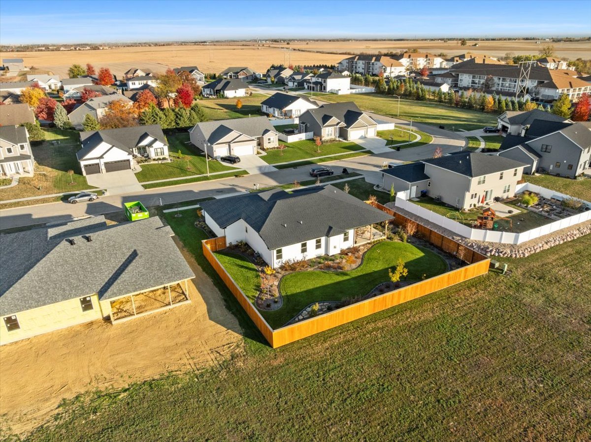 21 Brookstone Circle, Bloomington, IL 61704