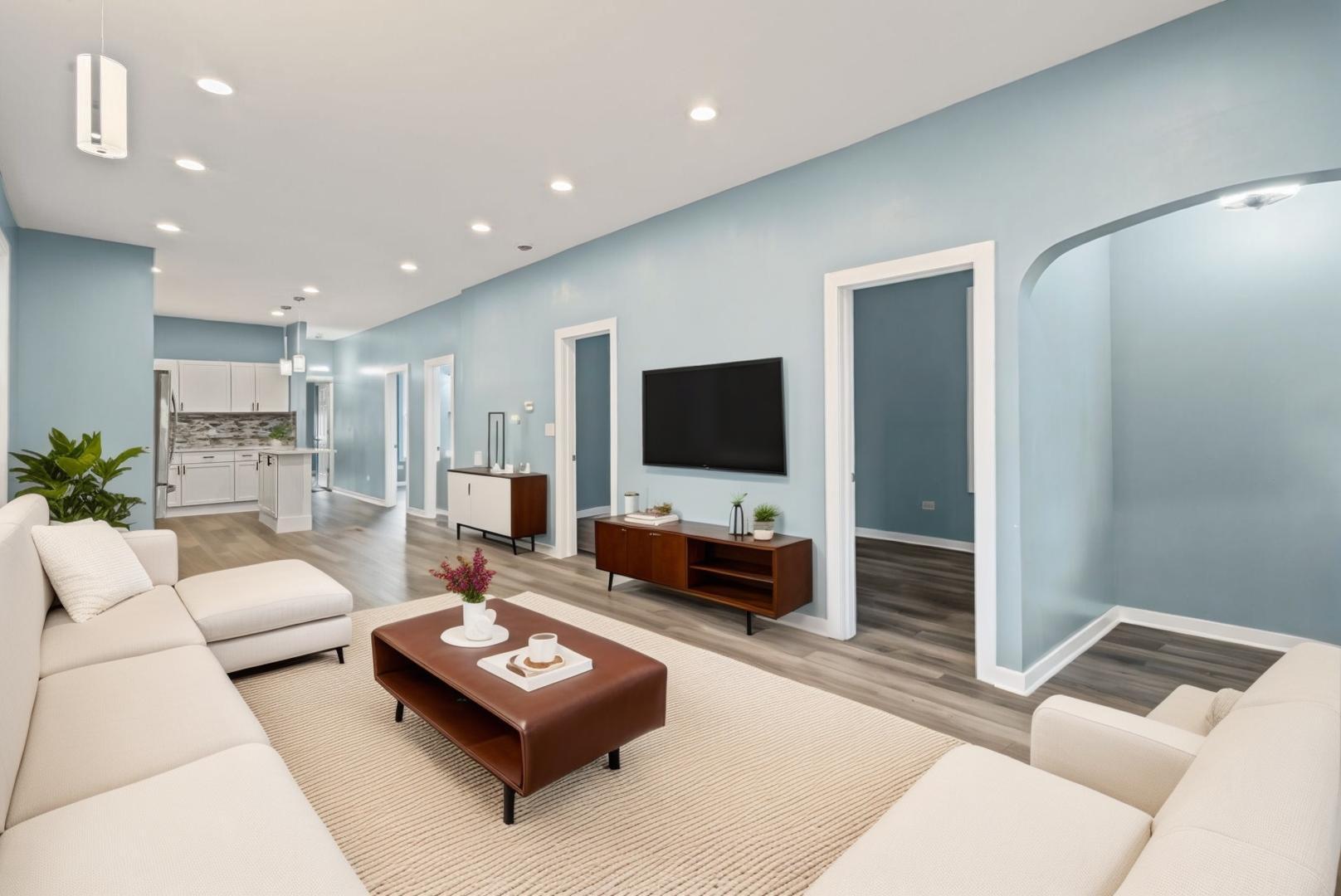 4025 W Adams Street, Chicago, IL 60624