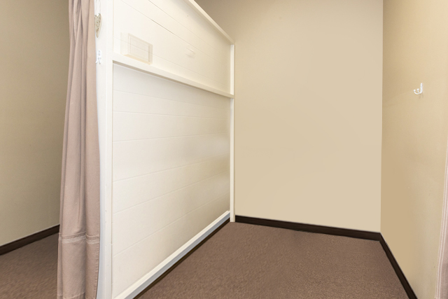 1645 S River Road #19, Des Plaines, IL 60018