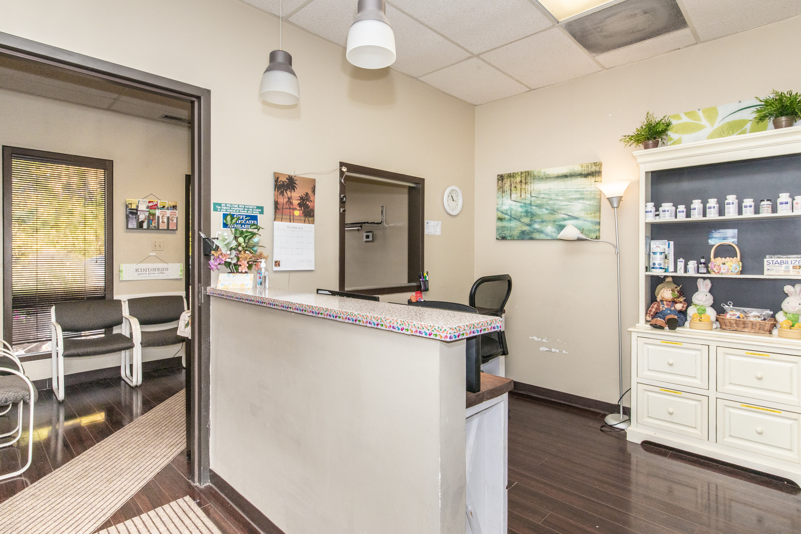 1645 S River Road #19, Des Plaines, IL 60018