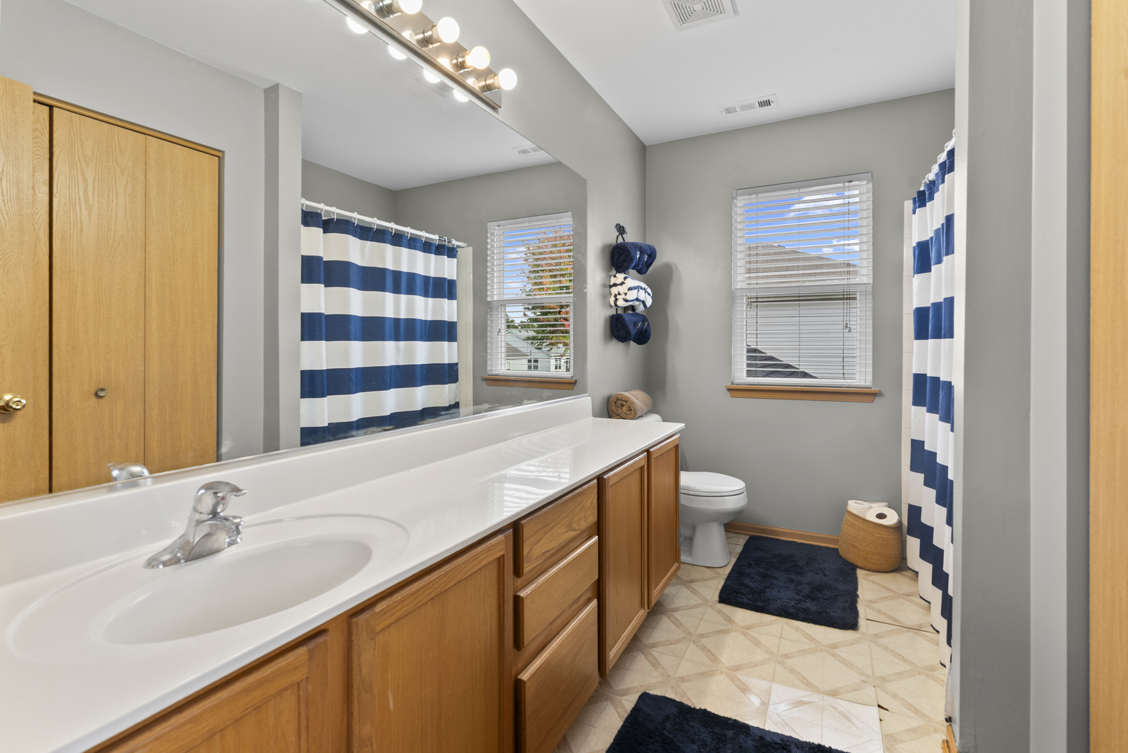 1896 Sedgegrass Trail, Aurora, IL 60504