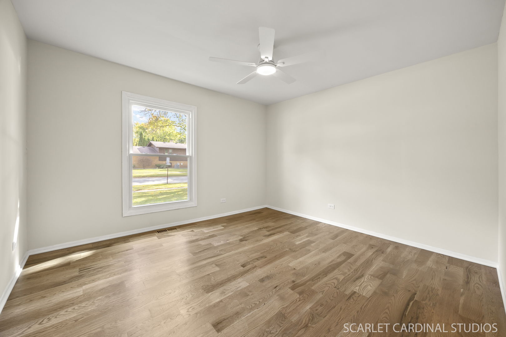 6890 West Avenue, Hanover Park, IL 60133